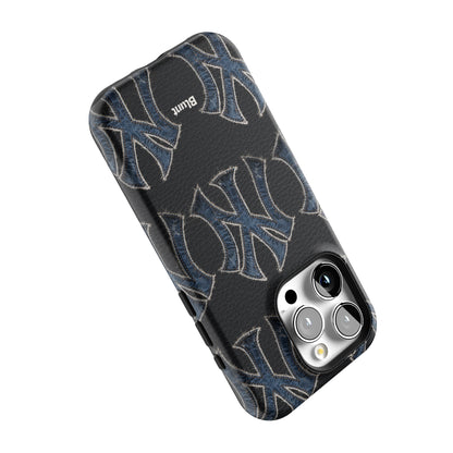 Patchwork Newyorker iPhone Case gallery - Iphone_15_Pro_5