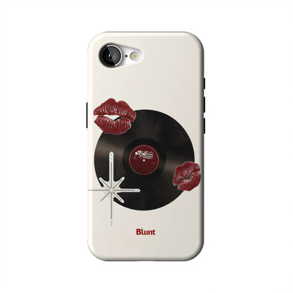 Vinyl-Kiss-iphone-case-iPhone 17 E-1