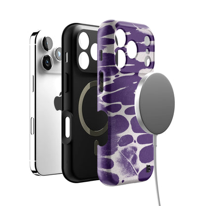 plum-noir-abstract-statement-iphone-case-Iphone_18_Pro_4.jpg