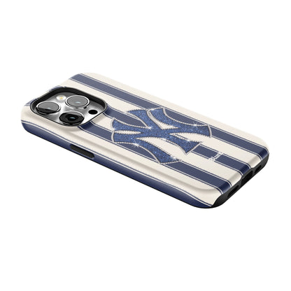 Polo Newyorker iPhone Case gallery - Iphone_14_Pro_2