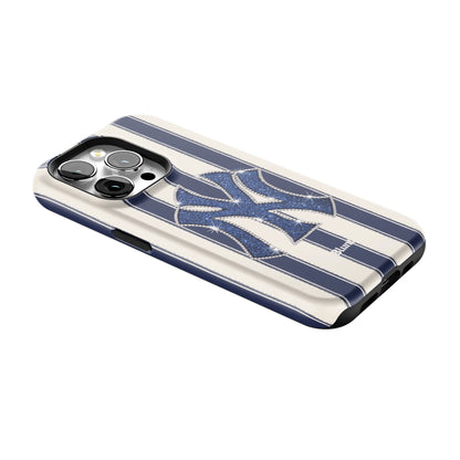 Polo Newyorker iPhone Case gallery - Iphone_15_Pro_2