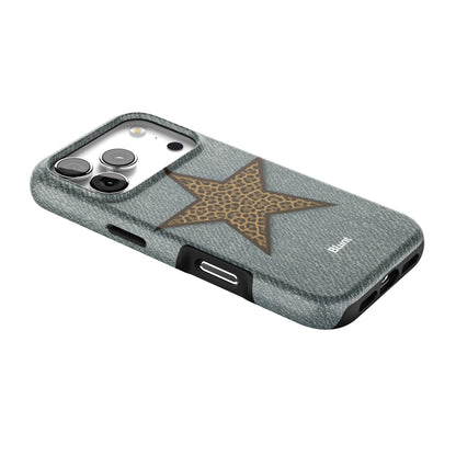 Reese iPhone Case gallery - Iphone_17_Pro_2