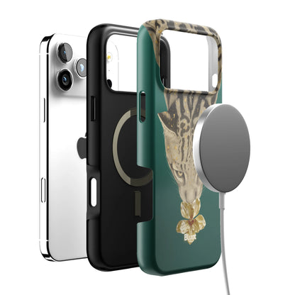 Reina iPhone Case gallery - Iphone_17_Pro_Max_4