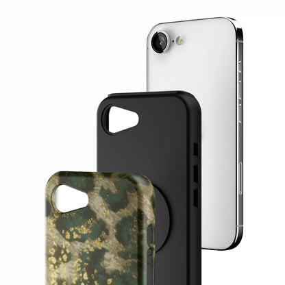 Hunter-Cheetah-iphone-case-iPhone 17 E-3