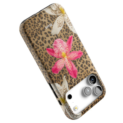 Rose Prowl iPhone Case gallery - Iphone_17_Pro_Max_5
