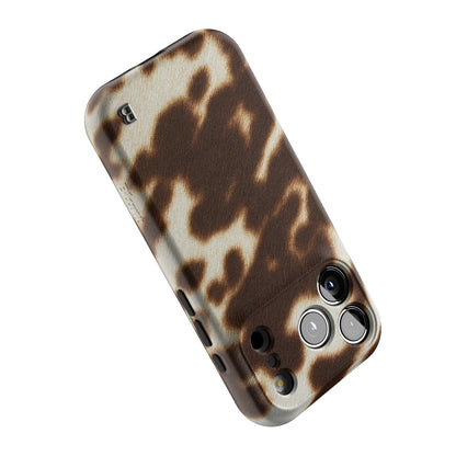 rustic-cowhide-statement-iphone-case-Iphone_18_Pro_5.jpg