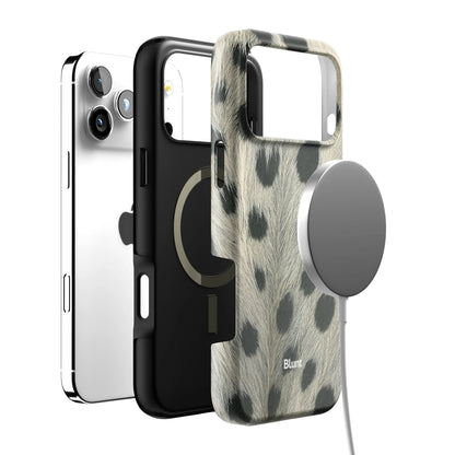 Saber iPhone Case gallery - Iphone_17_Pro_Max_4