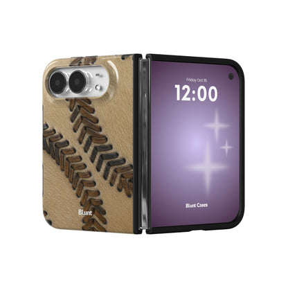 saddle-braid-iphone-case iPhone 18 Duo case, view 3