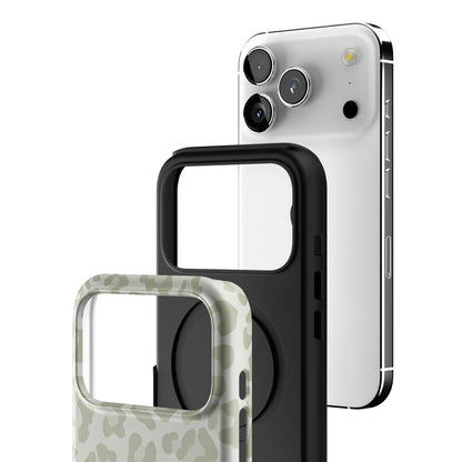 Sage Leopard iPhone Case gallery - Iphone_17_Pro_3