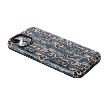 Savage Distress iPhone Case gallery - Iphone_14_Iphone_2
