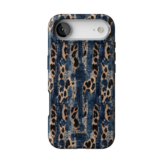 Savage Distress iPhone Case gallery - Iphone_17_Air_1