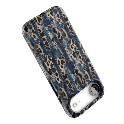 Savage Distress iPhone Case gallery - Iphone_17_Air_5