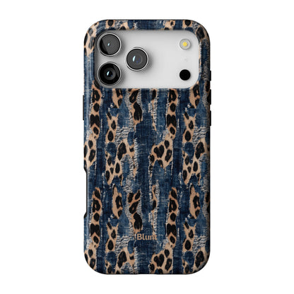 Savage Distress iPhone Case gallery - Iphone_17_Pro_Max_1