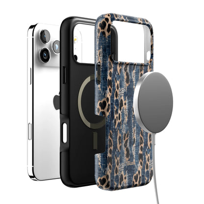 Savage Distress iPhone Case gallery - Iphone_17_Pro_Max_4
