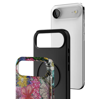 Secret Garden iPhone Case gallery - Iphone_17_Air_3