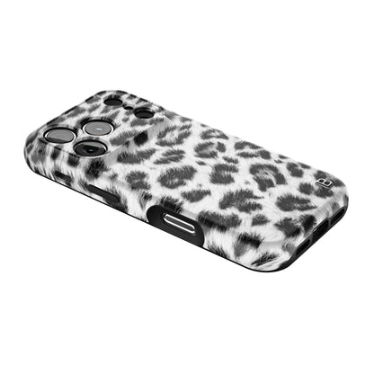 snow-leopard-statement-iphone-case-Iphone_18_Pro_2.jpg