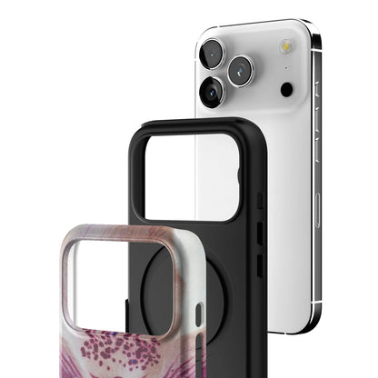 Solenne iPhone Case gallery - Iphone_17_Pro_3