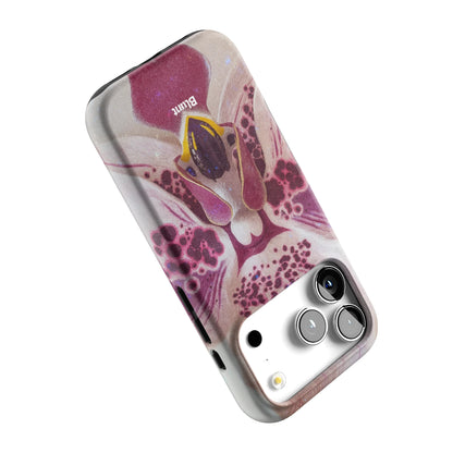 Solenne iPhone Case gallery - Iphone_17_Pro_5
