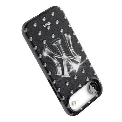 Studded Newyorker iPhone Case gallery - Iphone_17_Air_5