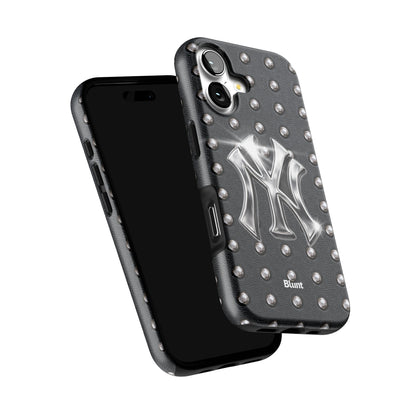 Studded Newyorker iPhone Case gallery - Iphone_17_Iphone_6