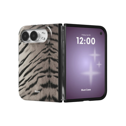tigress-iphone-case iPhone 18 Duo case, view 3