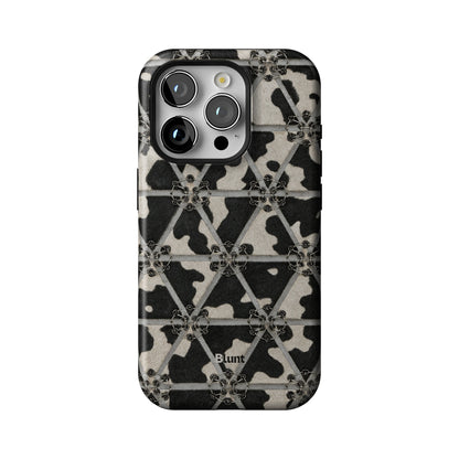 Tressie iPhone Case gallery - Iphone_15_Pro_1