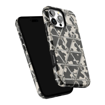 Tressie iPhone Case gallery - Iphone_16_Pro_Max_6