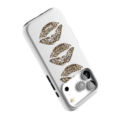 Triluxe iPhone Case gallery - Iphone_17_Pro_5
