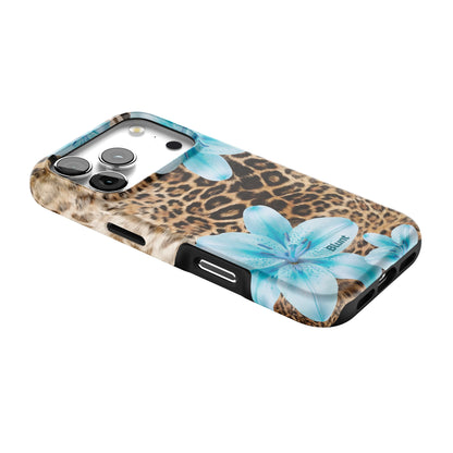 Turquoise Belle iPhone Case gallery - Iphone_17_Pro_2