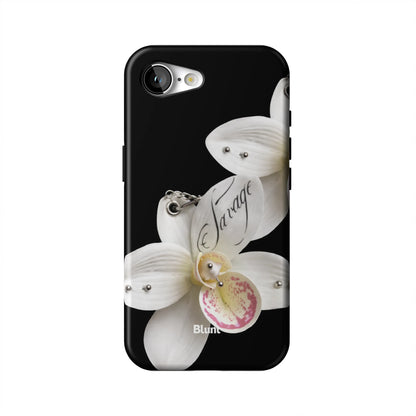 Savage-Petal-iphone-case-iPhone 17 E-1