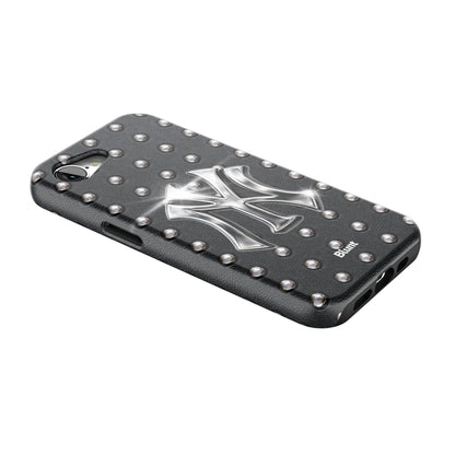 Studded-Newyorker-iphone-case-iPhone 17 E-2