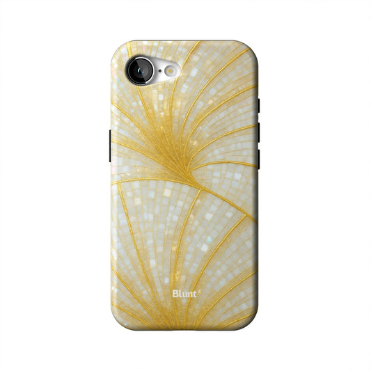 Golden-iphone-case-iPhone 17 E-1