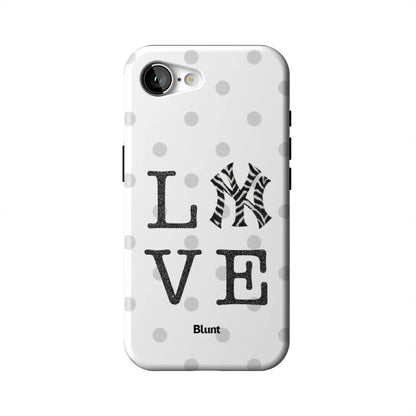 Dotted-Newy-iphone-case-iPhone 17 E-1