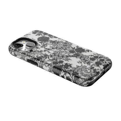 Velnoir iPhone Case gallery - Iphone_15_Iphone_2