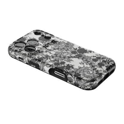 velnoir-statement-iphone-case-Iphone_18_Pro_2.jpg