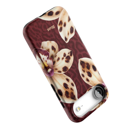Velvet Hunter iPhone Case gallery - Iphone_17_Air_5