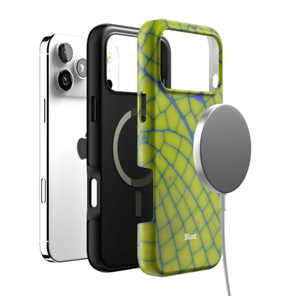 Venom Grid iPhone Case gallery - Iphone_17_Pro_Max_4
