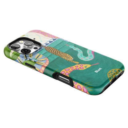 Venom iPhone Case gallery - Iphone_16_Pro_Max_2
