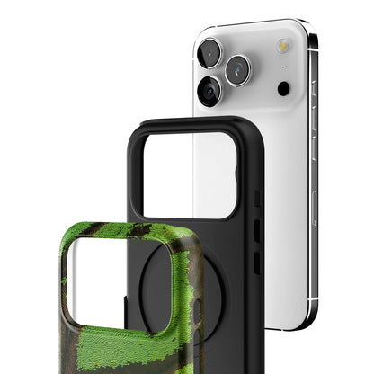 Venom Wings iPhone Case gallery - Iphone_17_Pro_3