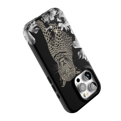 Vesper iPhone Case gallery - Iphone_16_Pro_5