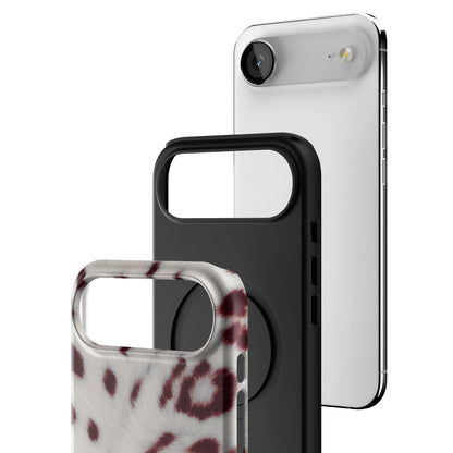 Vixen Stain iPhone Case gallery - Iphone_17_Air_3
