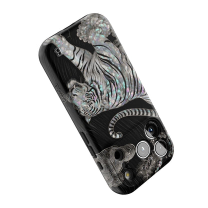 wild-holo-statement-iphone-case-Iphone_18_Pro_5.jpg