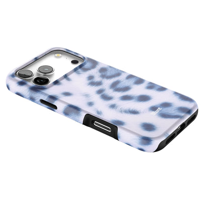 Winter Coat iPhone Case gallery - Iphone_17_Pro_Max_2
