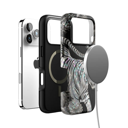 Wild-Holo-iphone-case-iPhone 17 Pro-3
