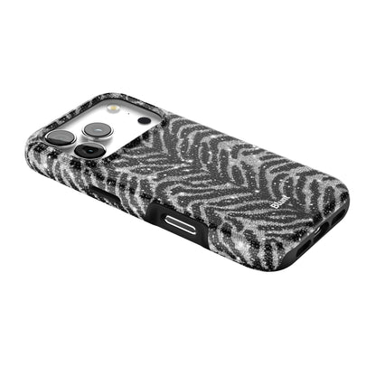 Zaira iPhone Case gallery - Iphone_17_Pro_2