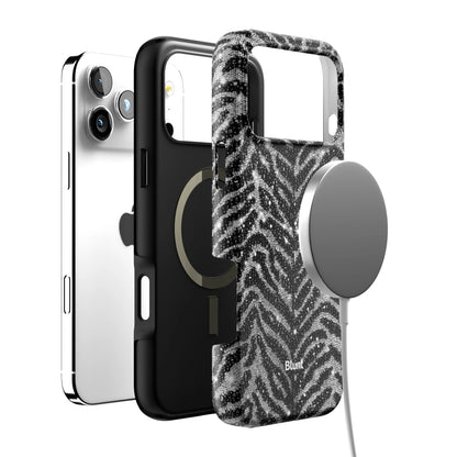 Zaira iPhone Case gallery - Iphone_17_Pro_Max_4