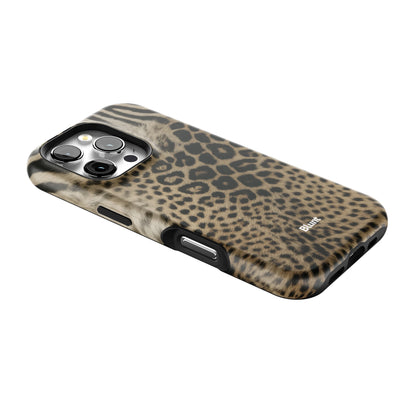 Zara iPhone Case gallery - Iphone_16_Pro_2