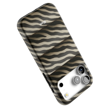 Zebra Puffer iPhone Case gallery - Iphone_17_Pro_Max_5