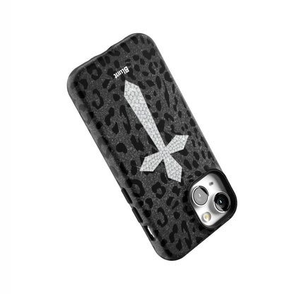 Leopard-Faith-iphone-case-iPhone 13 Mini-4
