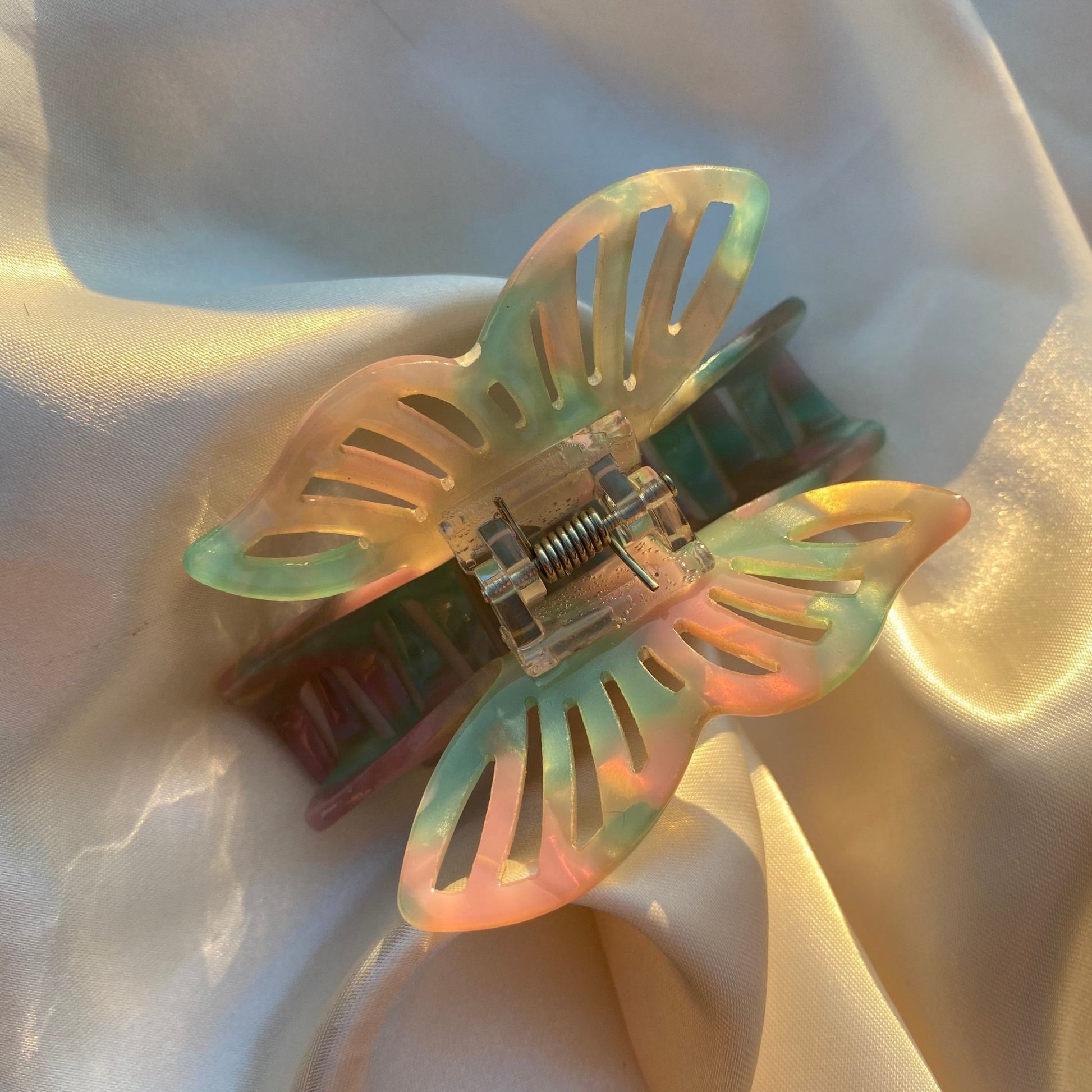 Butterfly Hair Clip - blunt cases